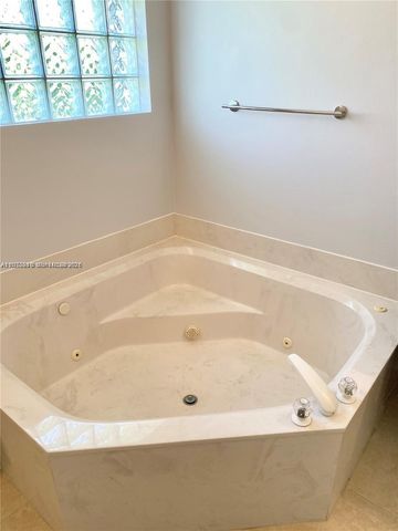 15627 SW 16th Ct 0, Pembroke Pines, FL 33027