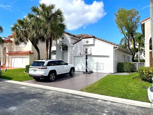 15627 SW 16th Ct 0, Pembroke Pines, FL 33027