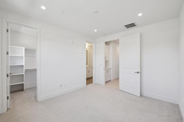 1373 W Middlefield Road, Mountain View, CA 94043