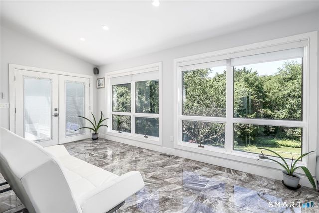 31 Pole Bridge Road, Newtown, CT 06482