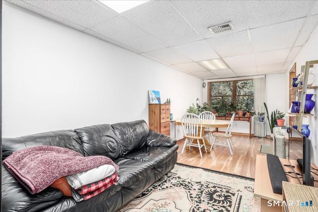 31 Pole Bridge Road, Newtown, CT 06482