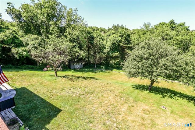 31 Pole Bridge Road, Newtown, CT 06482