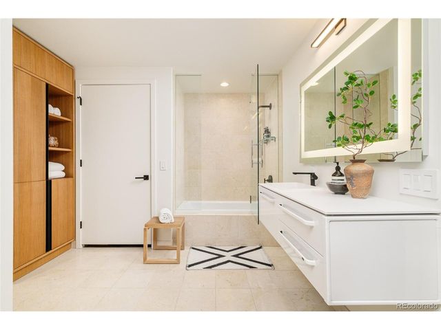1411 Wynkoop St 801, Denver, CO 80202