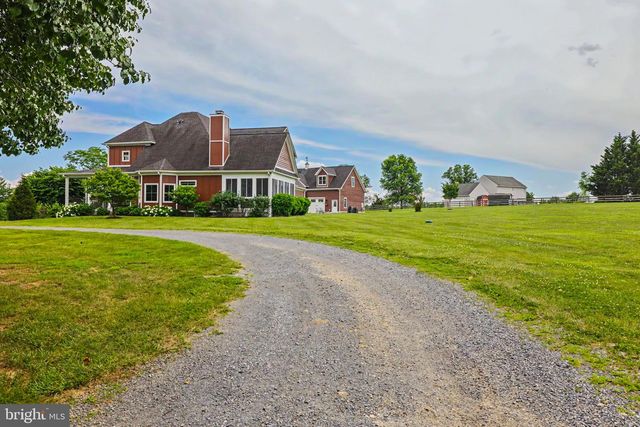 16081 PURCELLVILLE RD, Hillsboro, VA 20132