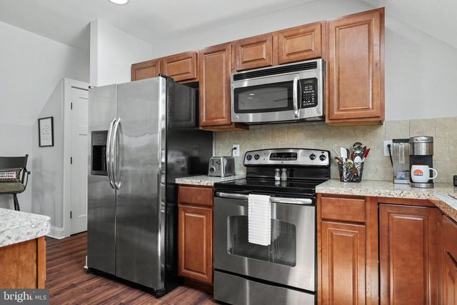 16081 PURCELLVILLE RD, Hillsboro, VA 20132