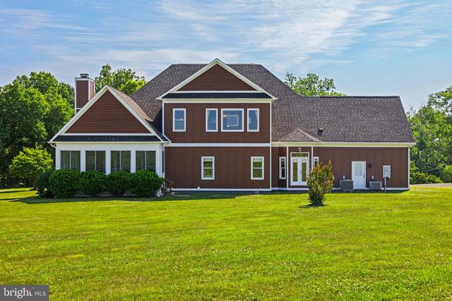 16081 PURCELLVILLE RD, Hillsboro, VA 20132