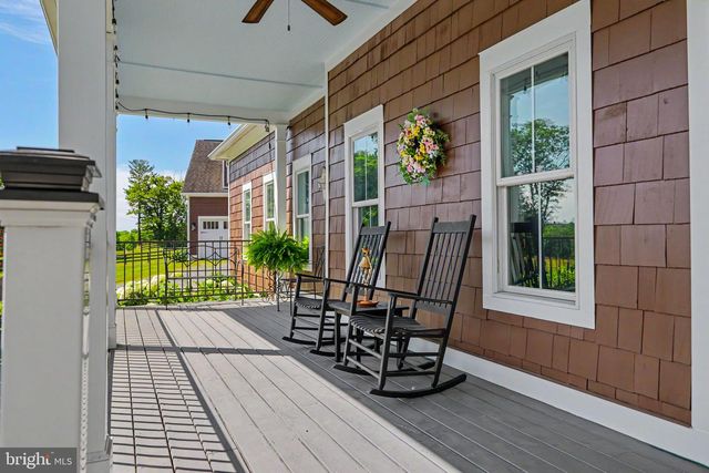 16081 PURCELLVILLE RD, Hillsboro, VA 20132