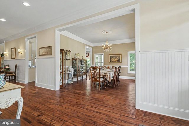 16081 PURCELLVILLE RD, Hillsboro, VA 20132