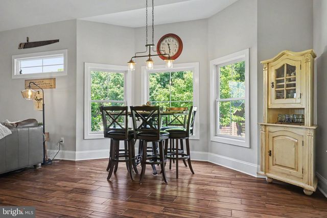 16081 PURCELLVILLE RD, Hillsboro, VA 20132