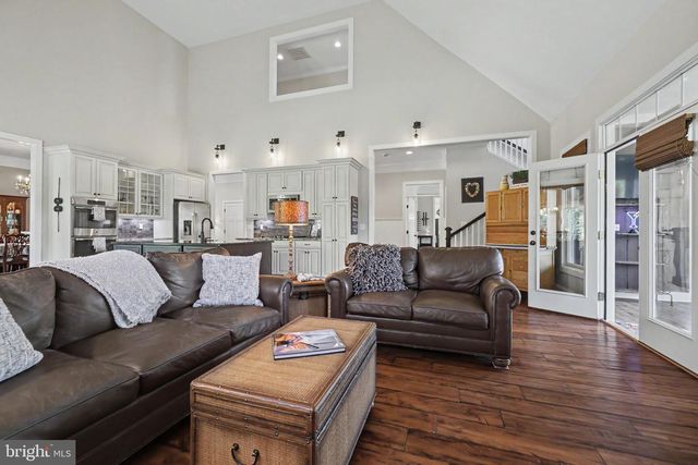 16081 PURCELLVILLE RD, Hillsboro, VA 20132