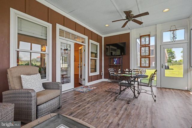 16081 PURCELLVILLE RD, Hillsboro, VA 20132