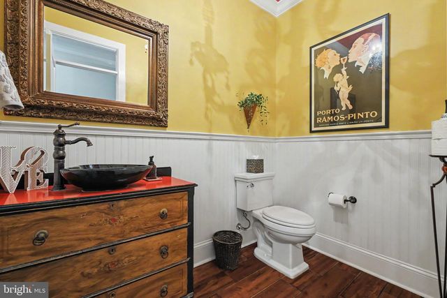 16081 PURCELLVILLE RD, Hillsboro, VA 20132