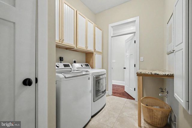 16081 PURCELLVILLE RD, Hillsboro, VA 20132