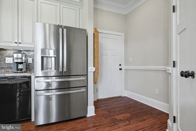 16081 PURCELLVILLE RD, Hillsboro, VA 20132