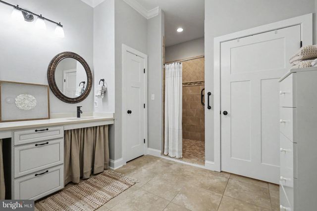 16081 PURCELLVILLE RD, Hillsboro, VA 20132