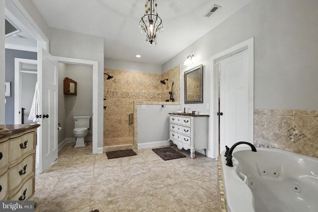 16081 PURCELLVILLE RD, Hillsboro, VA 20132