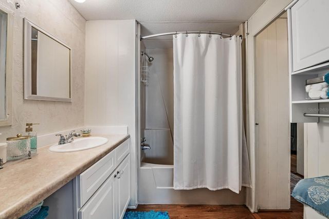 7203 EL MEYERS STREET, Zephyrhills, FL 33541