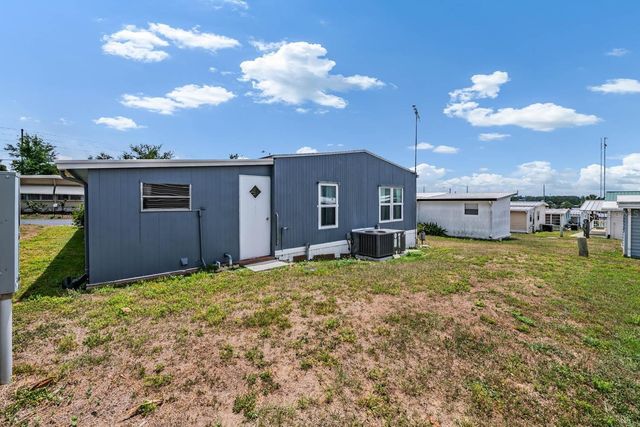 7203 EL MEYERS STREET, Zephyrhills, FL 33541