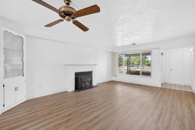 4321 39th Ave, Sacramento, CA 95824