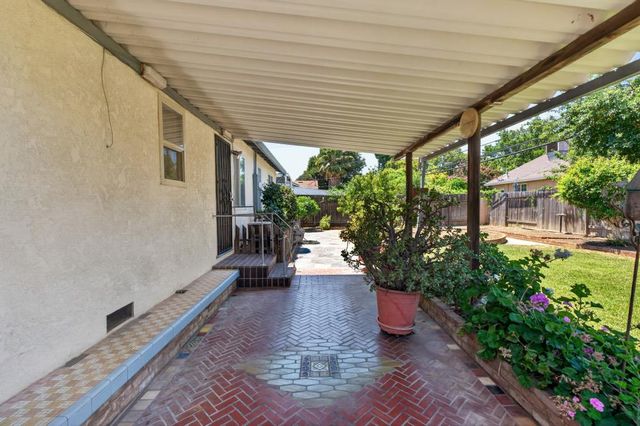 4321 39th Ave, Sacramento, CA 95824