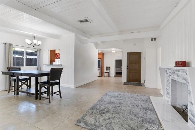 18027 Hatton Street, Reseda, CA 91335