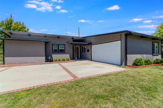 18027 Hatton Street, Reseda, CA 91335