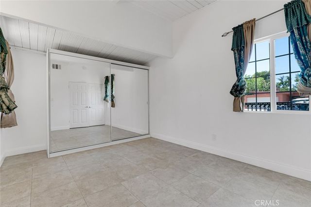 18027 Hatton Street, Reseda, CA 91335