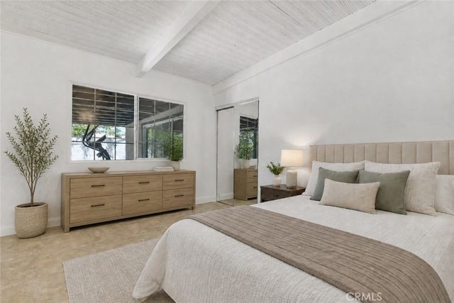 18027 Hatton Street, Reseda, CA 91335
