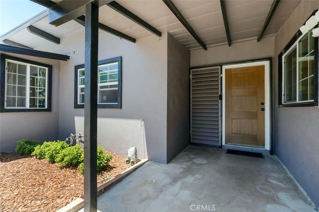18027 Hatton Street, Reseda, CA 91335