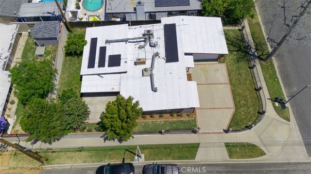 18027 Hatton Street, Reseda, CA 91335
