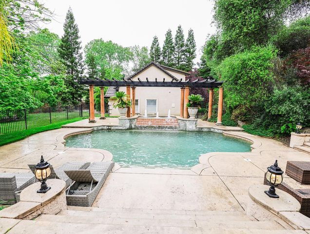 6200 Calle Montalvo Cir, Granite Bay, CA 95746