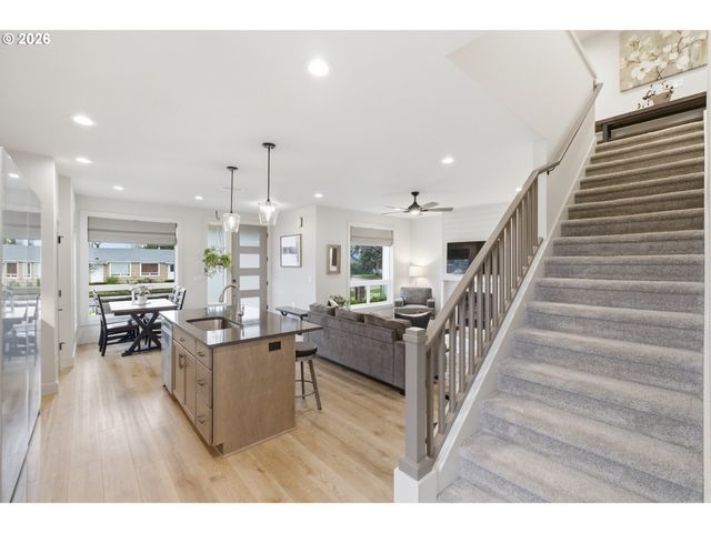 1818 Sw 53RD St, Corvallis, OR 97333