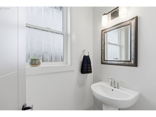 1818 Sw 53RD St, Corvallis, OR 97333