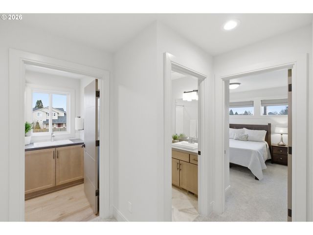 1818 Sw 53RD St, Corvallis, OR 97333