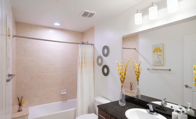 1517 Cameron Samuel Lane, West Palm Beach, FL 33401