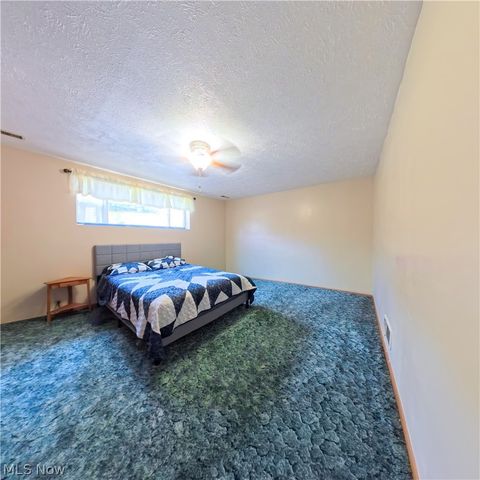 112 Berry Lane, Marietta, OH 45750