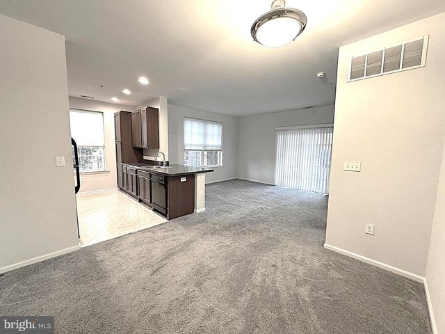 417 HIGHLAND ESTS, Clementon, NJ 08021