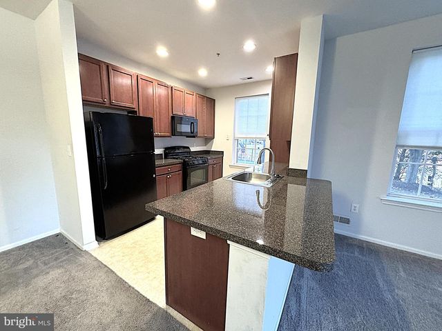 417 HIGHLAND ESTS, Clementon, NJ 08021