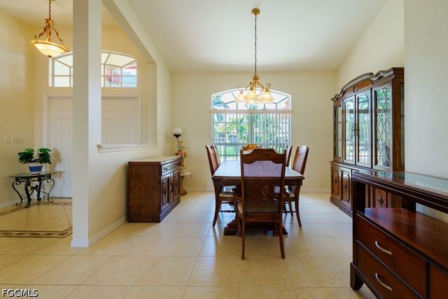 4210 SW 25th PL, Cape Coral, FL 33914