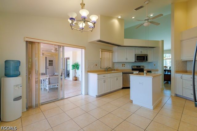 4210 SW 25th PL, Cape Coral, FL 33914