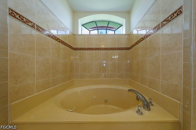 4210 SW 25th PL, Cape Coral, FL 33914