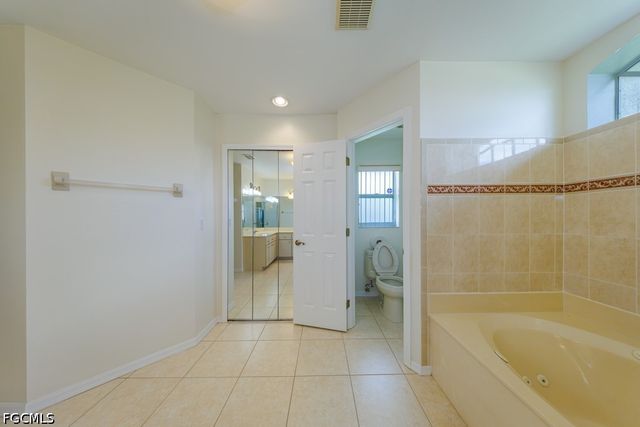 4210 SW 25th PL, Cape Coral, FL 33914