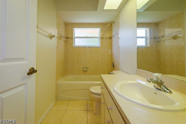 4210 SW 25th PL, Cape Coral, FL 33914