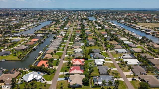 4210 SW 25th PL, Cape Coral, FL 33914