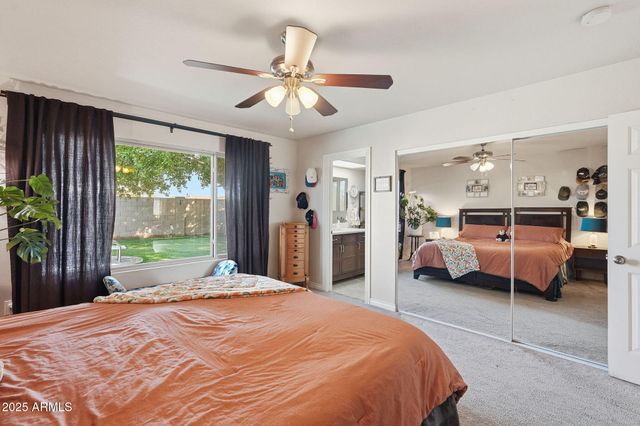 4128 W GELDING Drive, Phoenix, AZ 85053