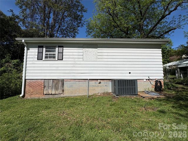 430 S Columbia Street, Gastonia, NC 28054
