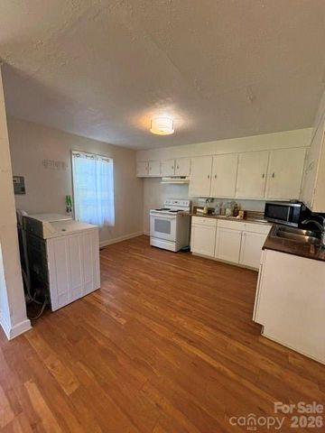 430 S Columbia Street, Gastonia, NC 28054