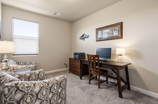 3908 Kodiak Road NE, Rio Rancho, NM 87144