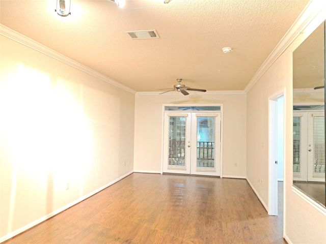 1711 Old Spanish Trail 457, Houston, TX 77054