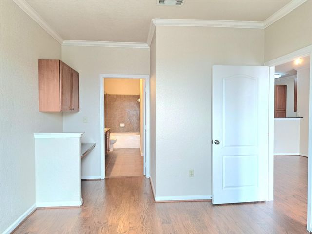 1711 Old Spanish Trail 457, Houston, TX 77054